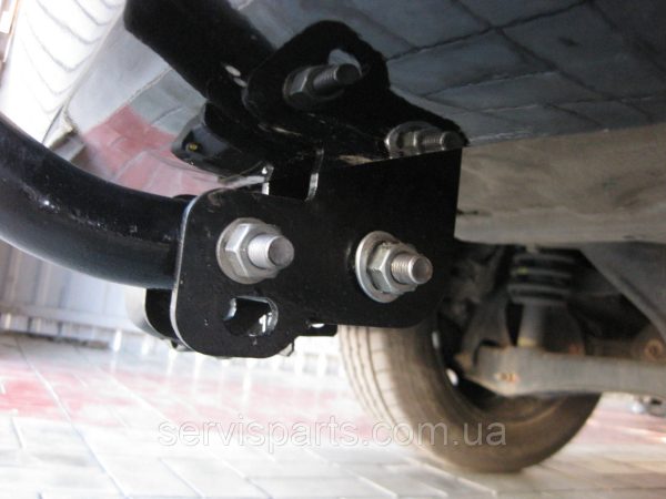 З'ємний фаркоп на Mitsubishi Lancer X 2007-2012 - Зображення 2