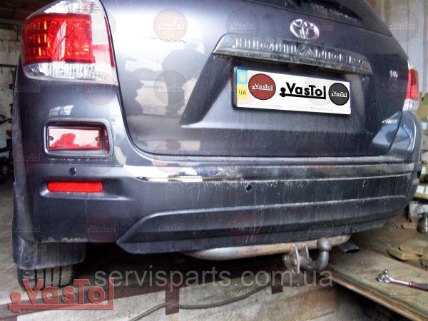 Фаркоп Toyota Highlander 2010-2014 (Тойота Хайлендер XU40)