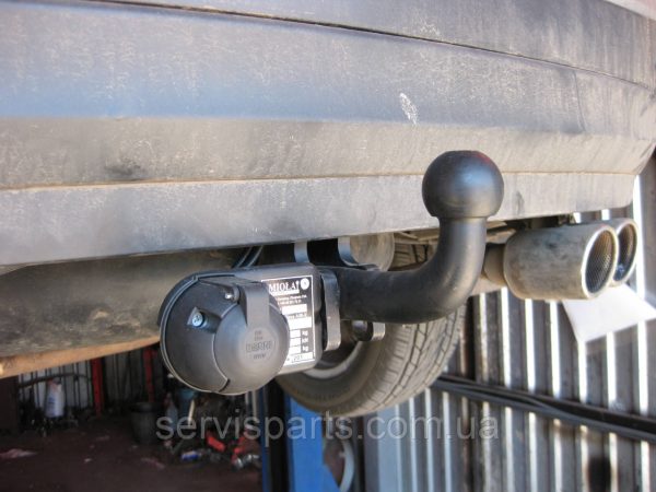 Фаркоп Toyota Highlander 2007-2014 (Тойота Хайлендер XU40) без підрізу бампера.