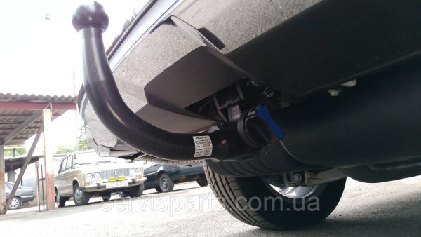 Швидкознімний фаркоп на Mercedes GLE W166 2015-2019 на ключах