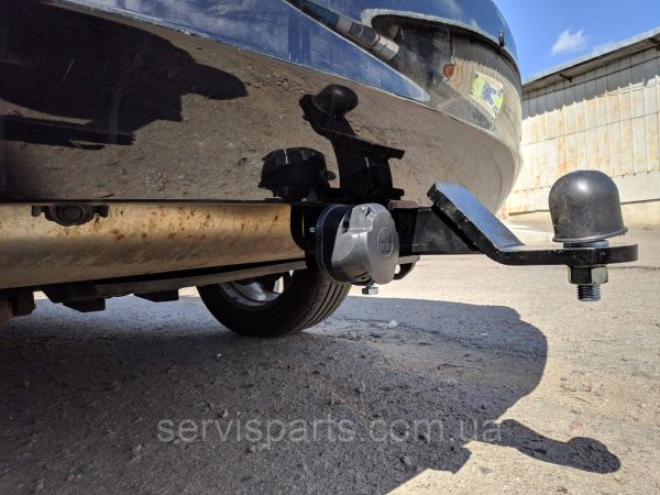 З'єднаний фаркоп Toyota Venza 2008-2017 (Тойота Венза) Американська вставка під квадрат - Зображення 3