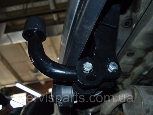 Фаркоп Ford Galaxy 2000-2006 (Форд Галаксі)