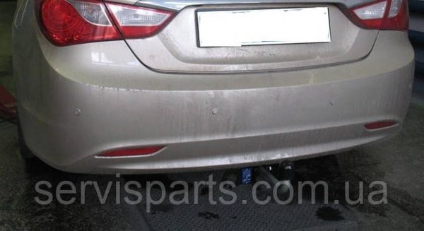 Знімний фаркоп на Hyundai Elantra MD 2011-2015