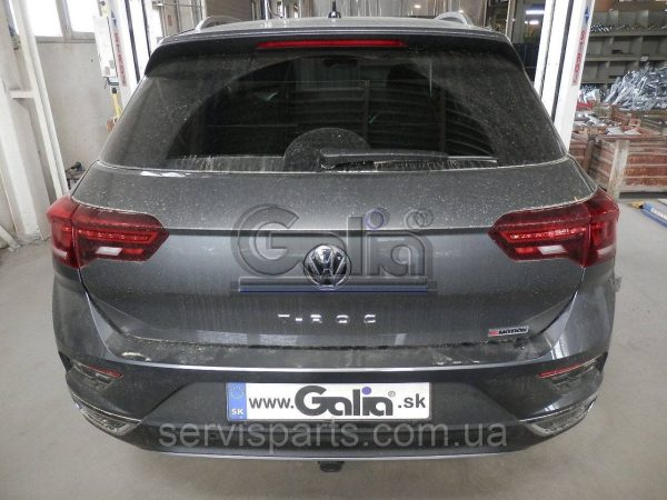 Фаркоп Volkswagen T-Roc 2017- (Фольксваген Тирок) оцинкований на болтах Швидкознімний автомат на ручці