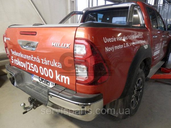 Оцинкований фаркоп на Toyota HiLux 2015- - Зображення 2