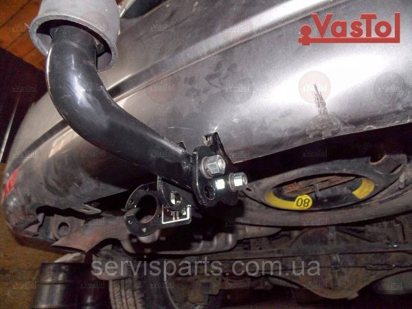 З'ємний фаркоп на Kia Sorento JC 2006-2009 (Кіа Соренто) - Зображення 3