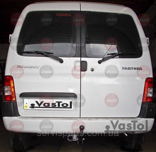 Знімний фаркоп на Peugeot Partner 1996-2008 (Пежо Партнер) - Зображення 2