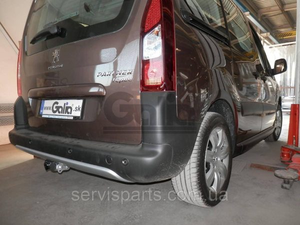 Оцинкований фаркоп на Peugeot Partner II 2008- (коротка база L1 4380 mm) Швидкознімний автомат на ручці - Зображення 2