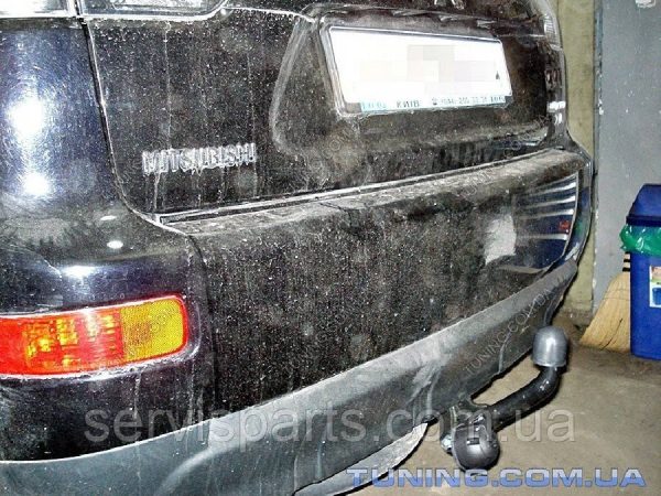 Польський фаркоп Mitsubishi Outlander XL 2007-2012 (Мітсубісі Аутлендер)