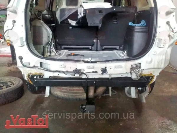 З'ємний фаркоп на Mitsubishi Outlander 2012- американська вставка під квадрат - Зображення 3
