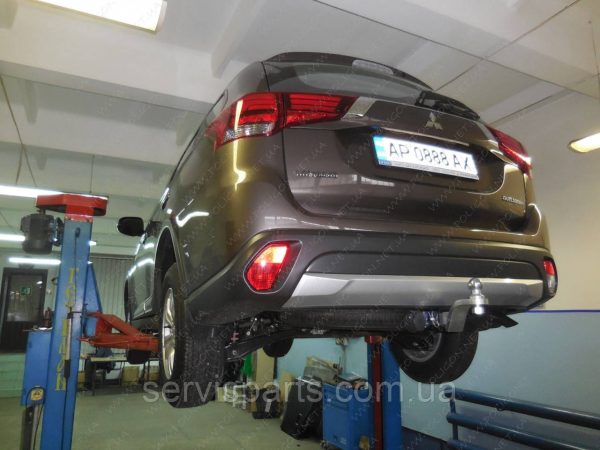 Фаркоп Полігон-Авто на Mitsubishi Outlander 2015- (Мітсубісі Аутлендер) американська вставка під квадрат