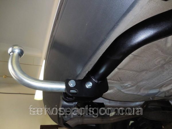 Фаркоп на Ford Focus 3 седан 2011- (Без підрізування бампера) - Зображення 2