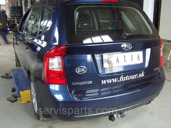 Оцинкований фаркоп на Kia Carens 2006-2013 (Кіа Каренс) Швидкознімний автомат на ручці