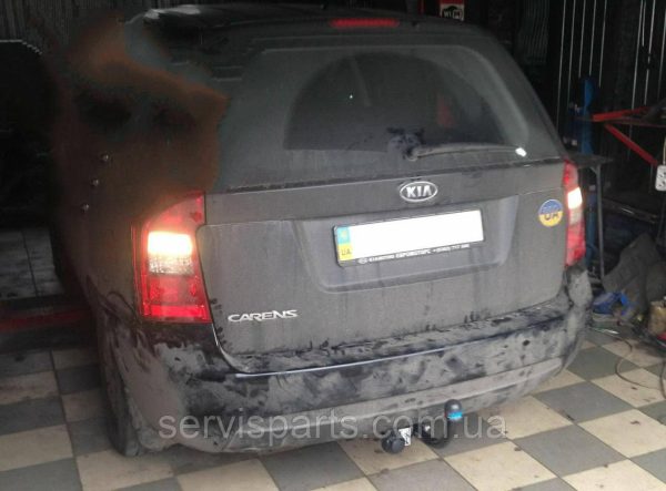 Знімний фаркоп на Kia Carens 2006-2013 (Кіа Каренс) - Зображення 2