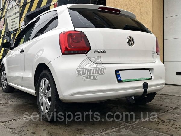 Польський фаркоп на Volkswagen Polo хетчбек 2009-2017 (Фольксваген Поло)