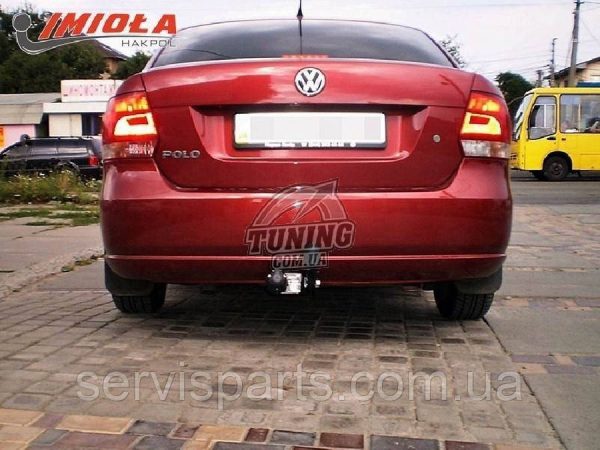 Польський фаркоп на Volkswagen Polo седан 2011- (Фольксваген Поло)