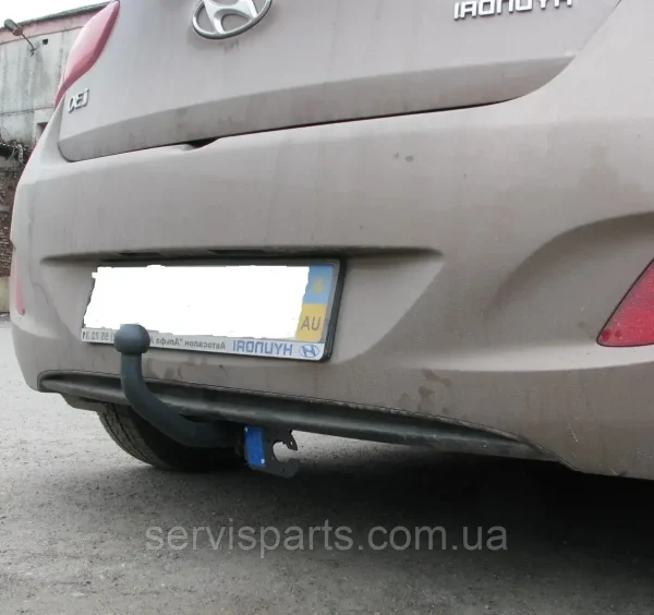 Український фаркоп на Kia Ceed хетчбек 2012-2018 (без підрізання бампера)