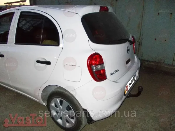 Знімний гак фаркоп на Nissan Micra K13 2010-2017 (Нісан Мікра)