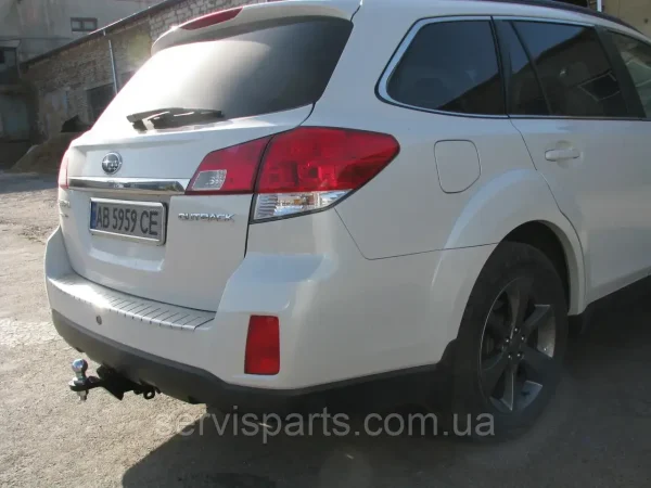 Знімний гак фаркоп на Subaru Outback 2015-2019 (USA версія) американська вставка під квадрат - Зображення 5