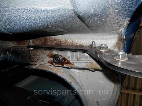 Оцинкований фаркоп на Renault Sandero II 2013-2020 (також Stepway) - Зображення 3