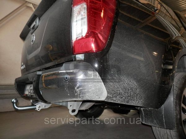 Оцинкований фаркоп на Nissan Navara D40 2005-2015- (Нісан Навара) без підрізу бампера