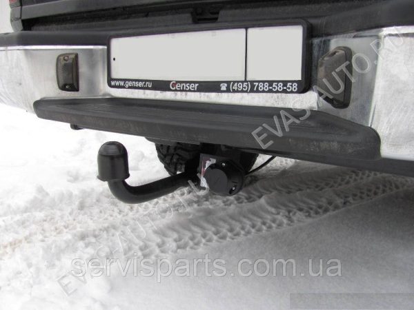 Польський фаркоп на Nissan Navara 2005- (Нісан Навара) без підрізу бампера