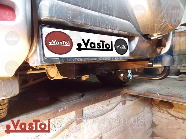 Знімний фаркоп на Toyota Rav 4 2000-2006 без підрізування бампера. - Зображення 2
