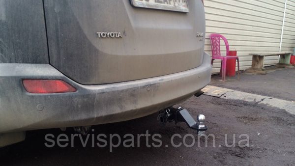 З'єднаний фаркоп Toyota Rav 4 2013-2018 без підрізання бампера Американська вставка під квадрат