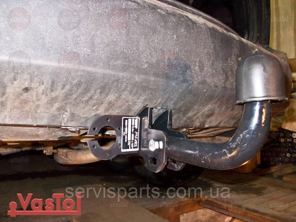 З'ємний фаркоп на Toyota Rav 4 IV 2013-2018 - Зображення 2