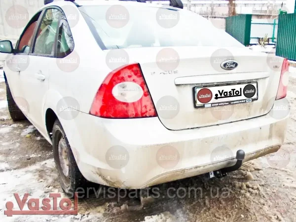 Знімний фаркоп на Ford Focus II 2003-2011 (кузов седан) без підрізування бампера