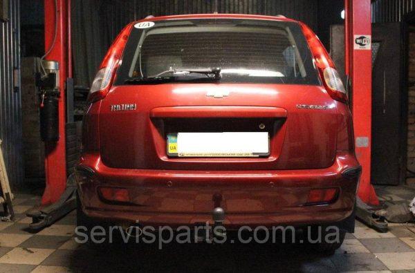 Знімний фаркоп на Chevrolet Tacuma 2004-2008 (Daewoo Rezzo)