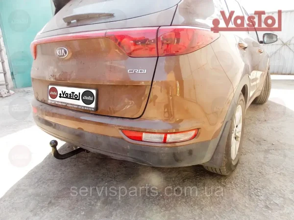 З'ємний фаркоп на Kia Sportage 2015-2018 без знімання бампера