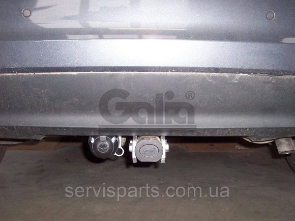 Оцинкований фаркоп для Kia Venga 2010- (Кіа Венга) Швидкознімний автомат на ручці