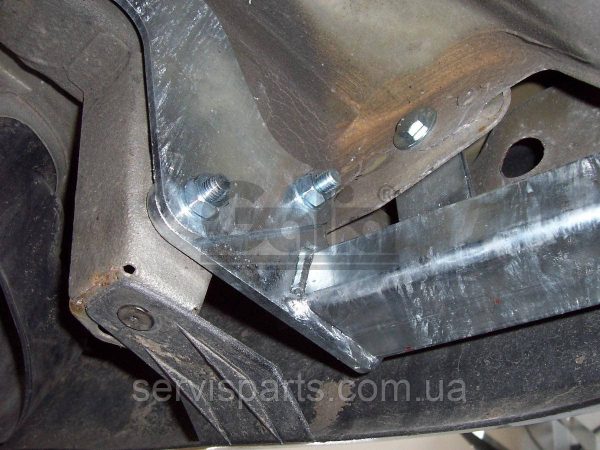Оцинкований фаркоп на Fiat Punto II 1999-2010 (також Grande Punto) - Зображення 6