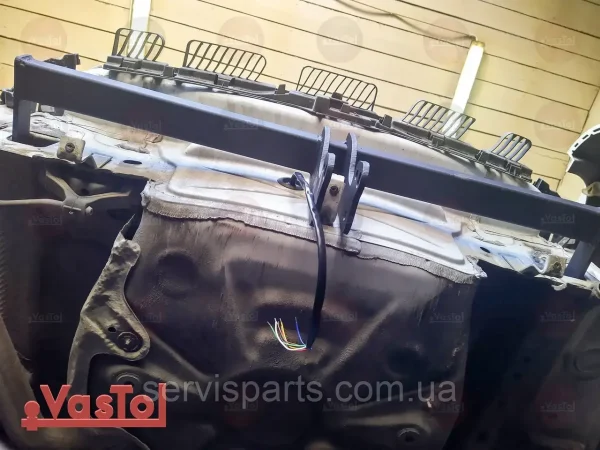 З'ємний фаркоп на Volkswagen Jetta VI 2010-2018 (Фольксваген Джета) - Зображення 4