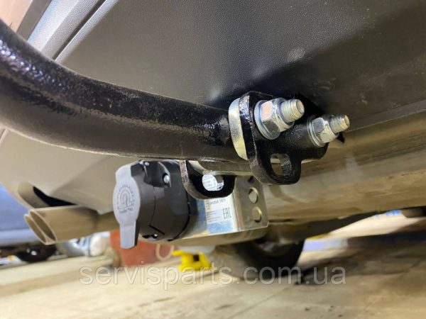 Польський фаркоп Volkswagen Jetta VI 2010-2018 (Фольксваген Джета) - Зображення 4