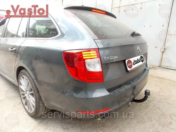 З'ємний гак фаркоп на Skoda Superb II 2008-2015 (Шкода Суперб)