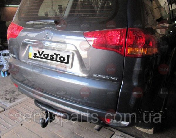 Знімний фаркоп на Mitsubishi Pajero Sport 2008-2015