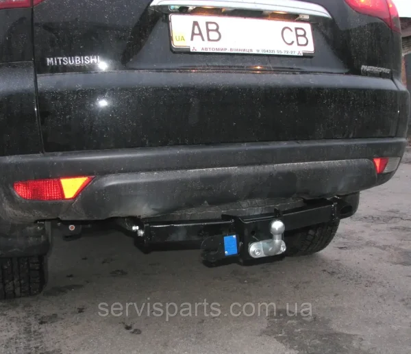 Знімний фаркоп на Mitsubishi Pajero Sport 2009-2015 (Мітсубісі Паджерро Спорт)