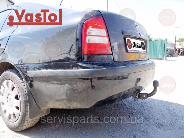 З'ємний фаркоп на Skoda Octavia A4 Tour 1997-2010 (Шкода Октавія Тур) - Зображення 2