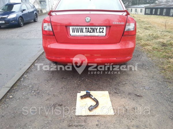 Польський фаркоп Skoda Octavia A5 2005-2012 (Шкода Октавія А5) Швидкознімний вертикальний автомат на ключі - Зображення 10
