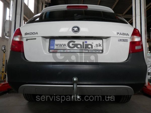 Оцинкований фаркоп на Skoda Fabia 2000-2014 универсал і седан - Зображення 2