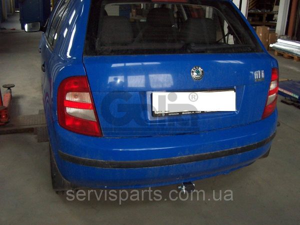 Оцинкований фаркоп на Skoda Fabia 1999-2014 хетчбек Швидкознімний автомат на ручці - Зображення 4