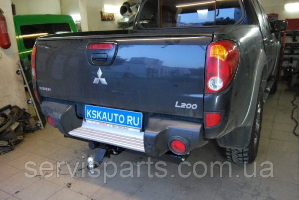 Знімний фаркоп на Mitsubishi L200 2006-2015 (Мітсубісі Л-200) Американська вставка під квадрат - Зображення 4