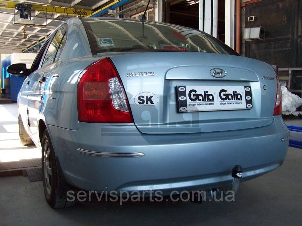 Оцинкований фаркоп на Hyundai Accent 2006-2011 без підрізування бампера
