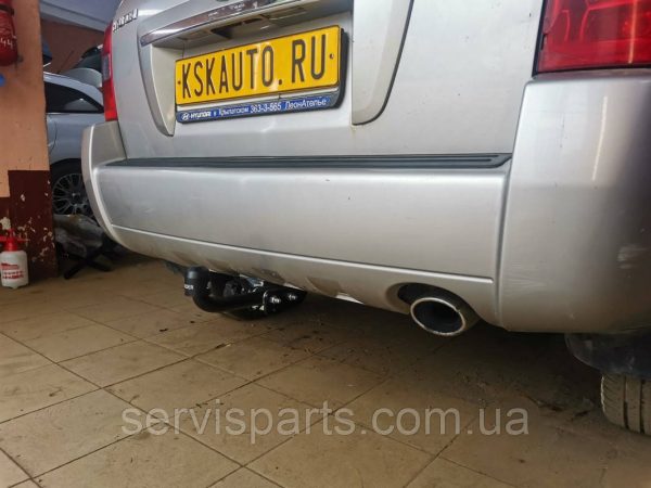 З'ємний фаркоп на Hyundai Tucson 2004-2010 без підрізу бампера. - Зображення 6