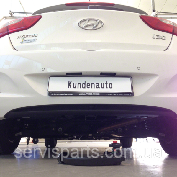 Польський фаркоп на Hyundai I30 hatchback 2012-2018 без підрізання бампера Швидкознімний вертикальний автомат на ключі - Зображення 7