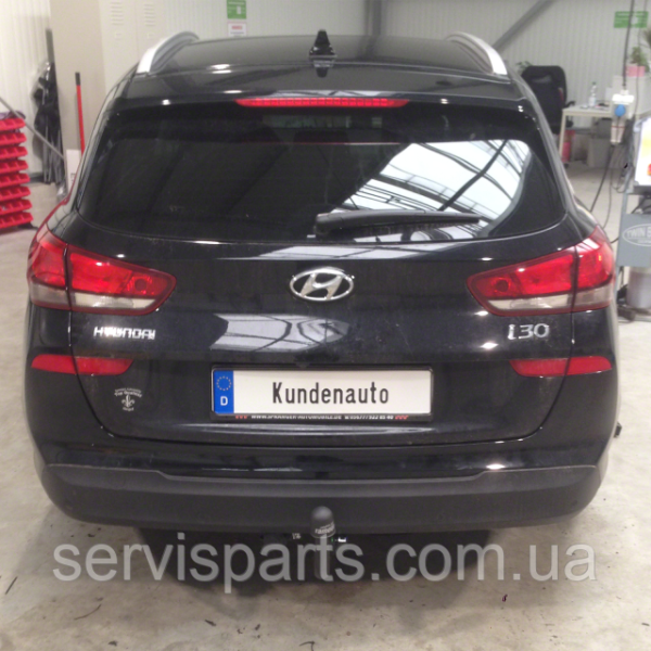Польський фаркоп на Hyundai I30 SW універсал 2017-2020 Швидкознімний вертикальний автомат на ключі - Зображення 4