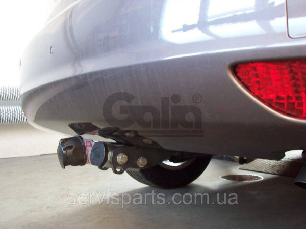Оцинкований фаркоп на Hyundai I30 универсал 2006-2012 без демонтажу бампера Швидкознімний автомат на ручці - Зображення 3