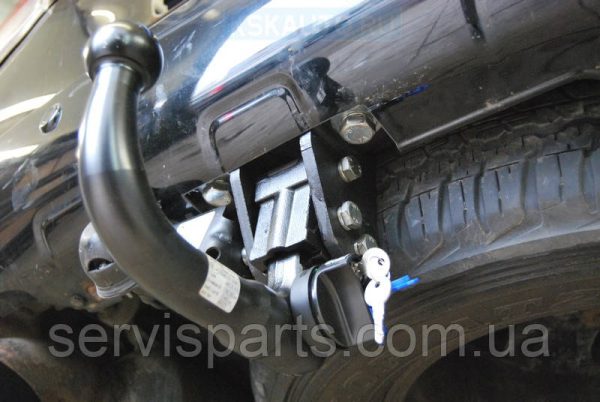Фаркоп Toyota Land Cruiser 200 2007- (Lexus LX570) швидкознімний гак на замку - Зображення 9